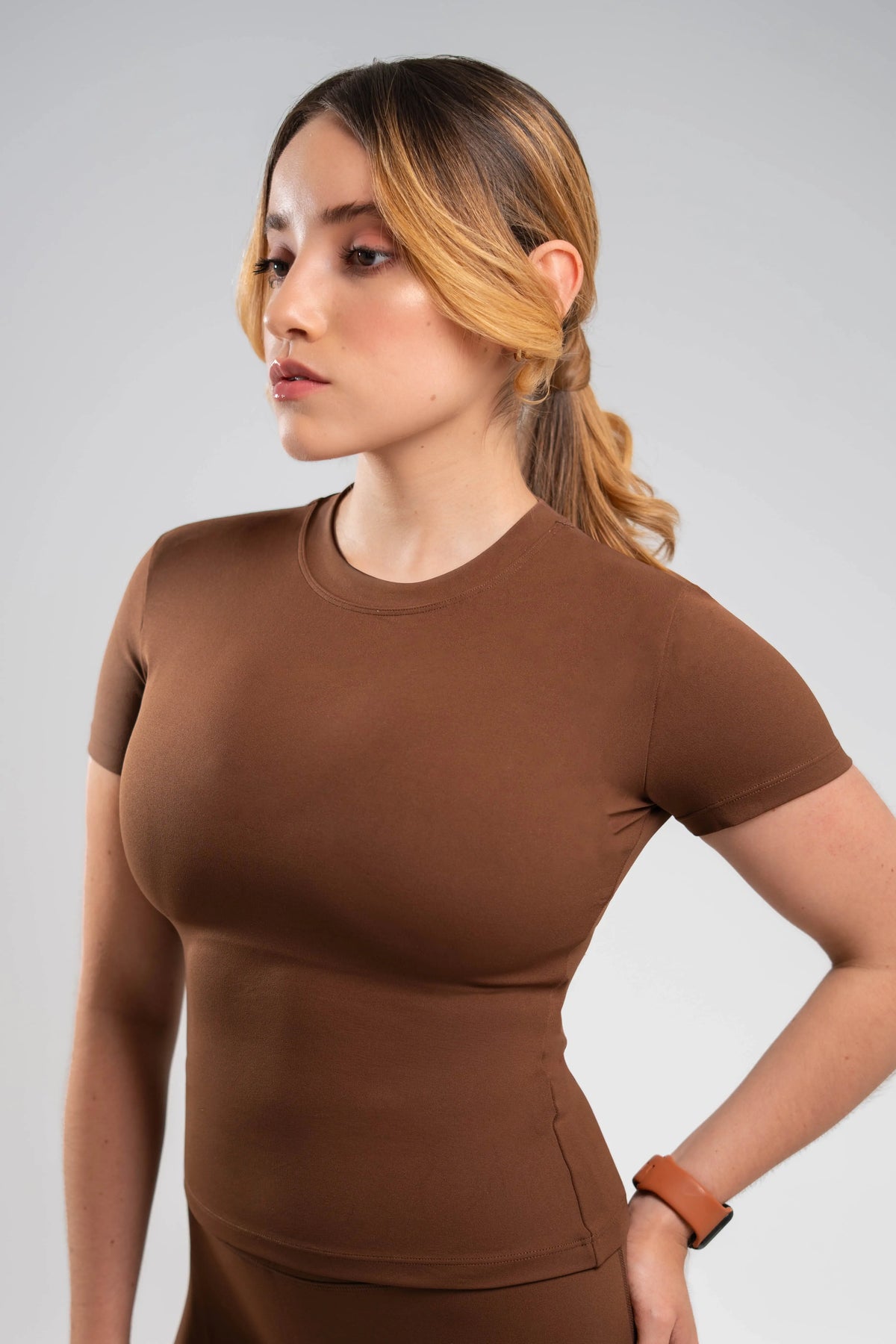Camiseta Áurea de Silueta Definida