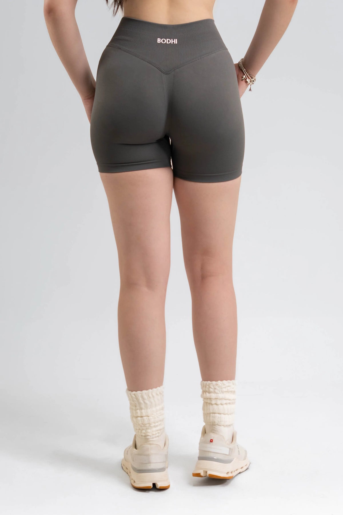 Pantalón Corto Escultura de Cintura Alta con Realce