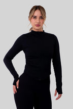 Color: Negro
