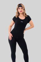Color: Negro
