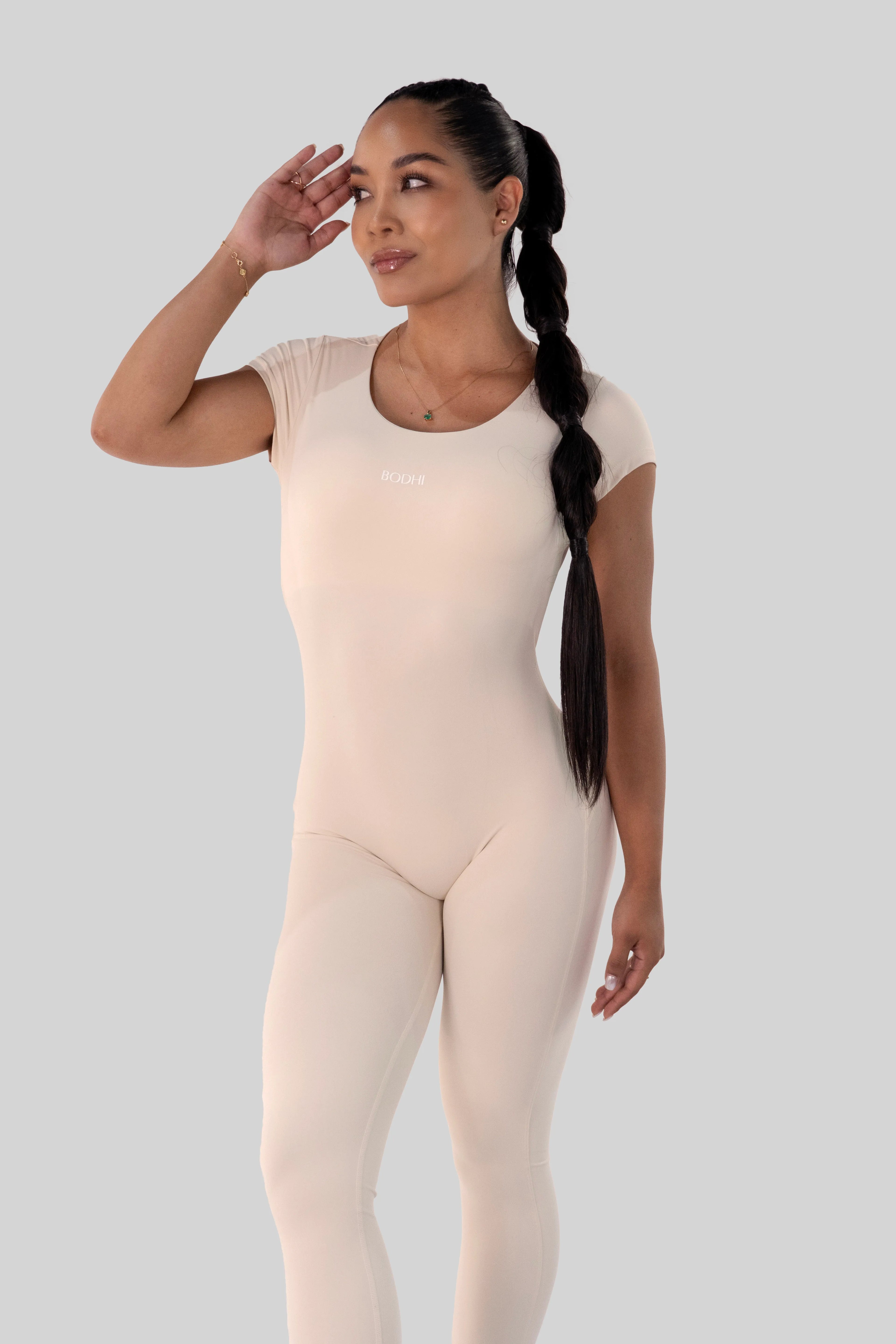 Color: Beige