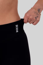 Color: Negro